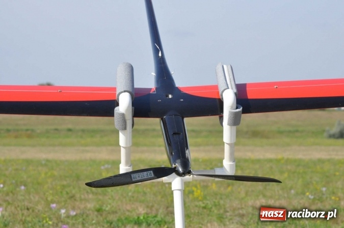 Zdjęcie w galerii na portalu naszraciborz.pl: Raciborskie Air-Show nad Ulgą wiadomości z regionu