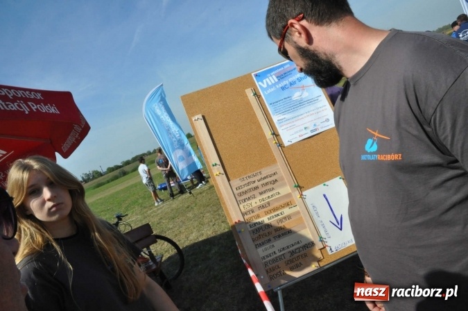 Zdjęcie w galerii na portalu naszraciborz.pl: Raciborskie Air-Show nad Ulgą wiadomości z regionu