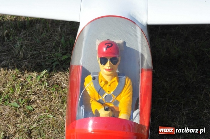 Zdjęcie w galerii na portalu naszraciborz.pl: Raciborskie Air-Show nad Ulgą wiadomości z regionu