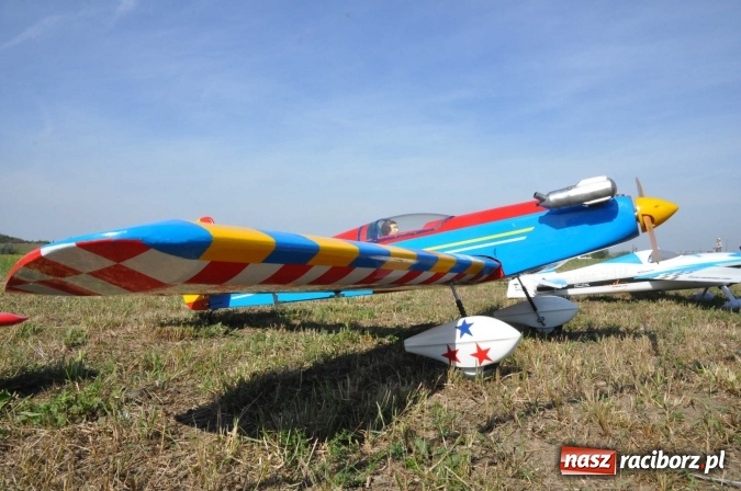 Zdjęcie w galerii na portalu naszraciborz.pl: Raciborskie Air-Show nad Ulgą wiadomości z regionu