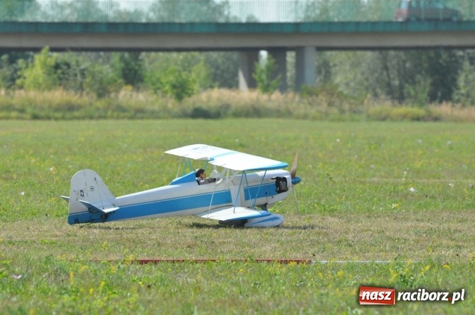 Zdjęcie w galerii na portalu naszraciborz.pl: Raciborskie Air-Show nad Ulgą wiadomości z regionu