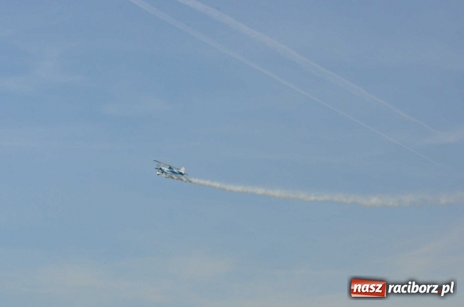Zdjęcie w galerii na portalu naszraciborz.pl: Raciborskie Air-Show nad Ulgą wiadomości z regionu