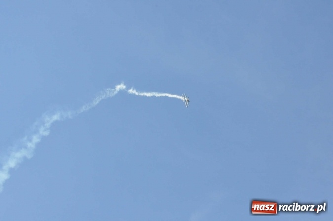 Zdjęcie w galerii na portalu naszraciborz.pl: Raciborskie Air-Show nad Ulgą wiadomości z regionu
