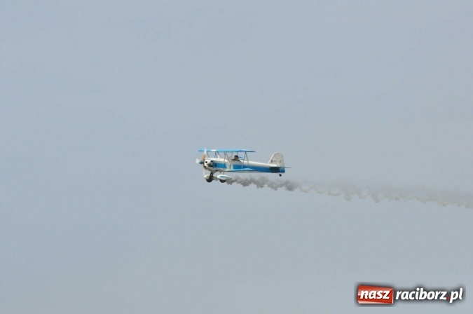 Zdjęcie w galerii na portalu naszraciborz.pl: Raciborskie Air-Show nad Ulgą wiadomości z regionu