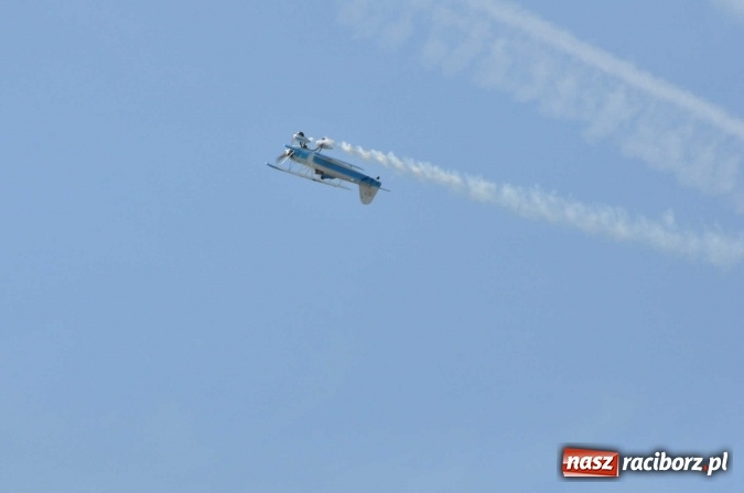 Zdjęcie w galerii na portalu naszraciborz.pl: Raciborskie Air-Show nad Ulgą wiadomości z regionu