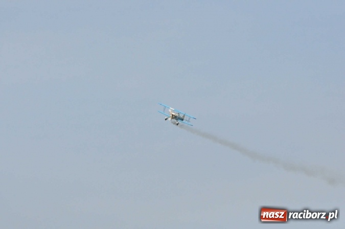 Zdjęcie w galerii na portalu naszraciborz.pl: Raciborskie Air-Show nad Ulgą wiadomości z regionu