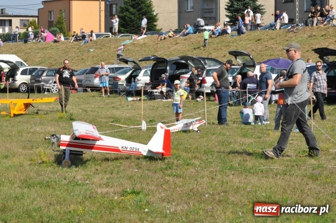 Zdjęcie w galerii na portalu naszraciborz.pl: Raciborskie Air-Show nad Ulgą wiadomości z regionu