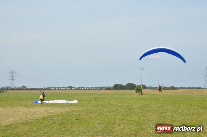 Zdjęcie w galerii na portalu naszraciborz.pl: Raciborskie Air-Show nad Ulgą wiadomości z regionu