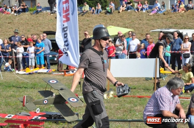 Zdjęcie w galerii na portalu naszraciborz.pl: Raciborskie Air-Show nad Ulgą wiadomości z regionu