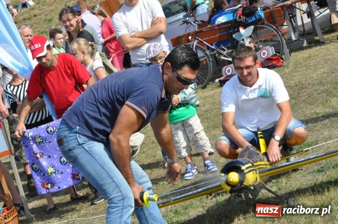 Zdjęcie w galerii na portalu naszraciborz.pl: Raciborskie Air-Show nad Ulgą wiadomości z regionu