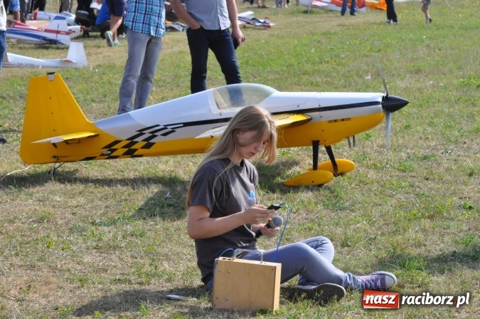 Zdjęcie w galerii na portalu naszraciborz.pl: Raciborskie Air-Show nad Ulgą wiadomości z regionu