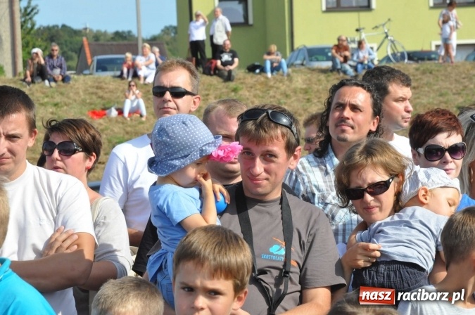Zdjęcie w galerii na portalu naszraciborz.pl: Raciborskie Air-Show nad Ulgą wiadomości z regionu