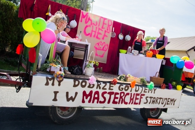 Zdjęcie w galerii na portalu naszraciborz.pl: Dożynki 2015 - złoty pociąg w Samborowicach wiadomości z regionu