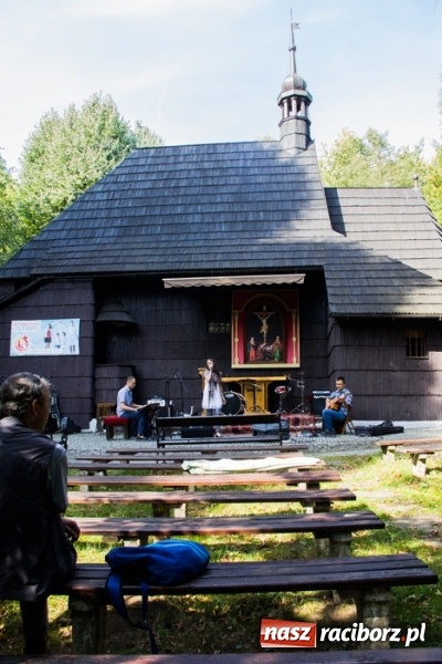 Zdjęcie w galerii na portalu naszraciborz.pl: Wioska misyjna w Gródczankach wiadomości z regionu