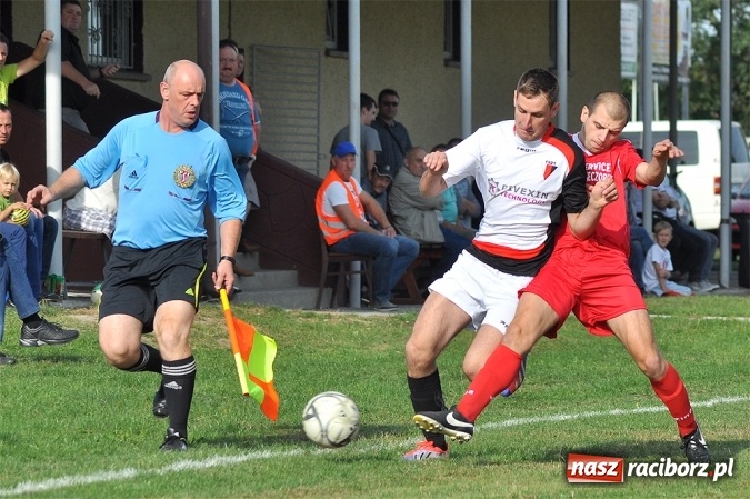 Zdjęcie w galerii na portalu naszraciborz.pl: Kobyla gromi Bieńkowice w meczu o fotel lidera wiadomości z regionu