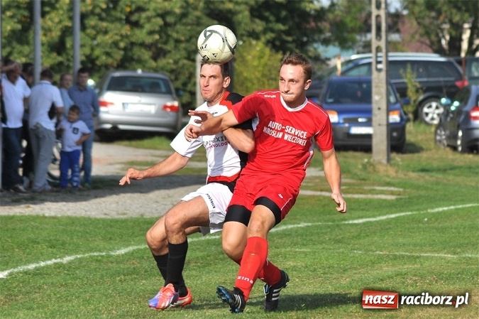 Zdjęcie w galerii na portalu naszraciborz.pl: Kobyla gromi Bieńkowice w meczu o fotel lidera wiadomości z regionu