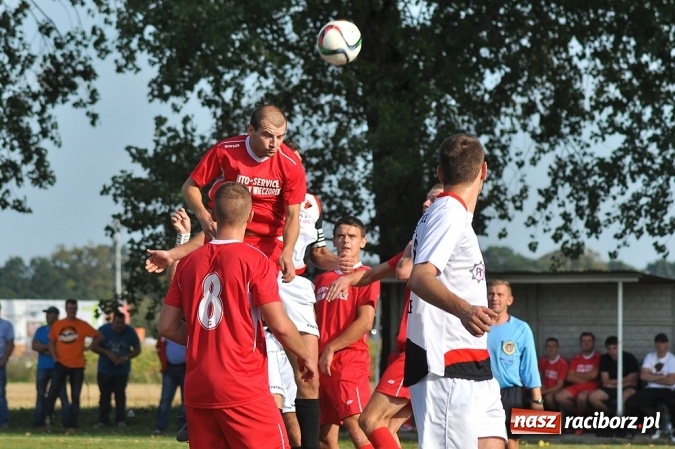 Zdjęcie w galerii na portalu naszraciborz.pl: Kobyla gromi Bieńkowice w meczu o fotel lidera wiadomości z regionu
