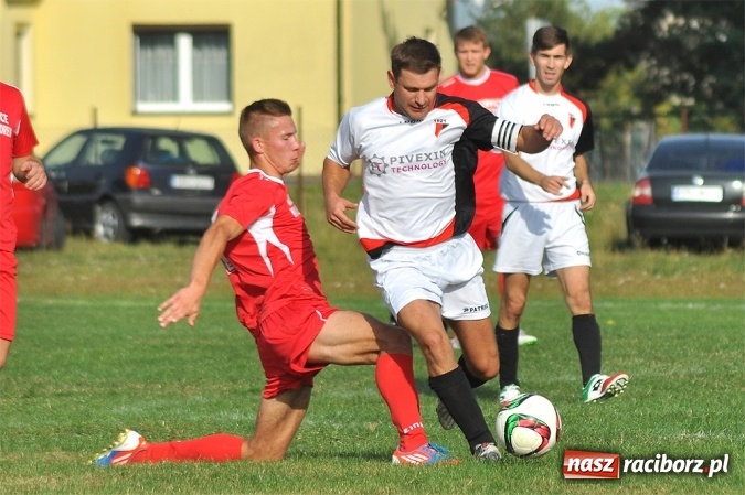Zdjęcie w galerii na portalu naszraciborz.pl: Kobyla gromi Bieńkowice w meczu o fotel lidera wiadomości z regionu