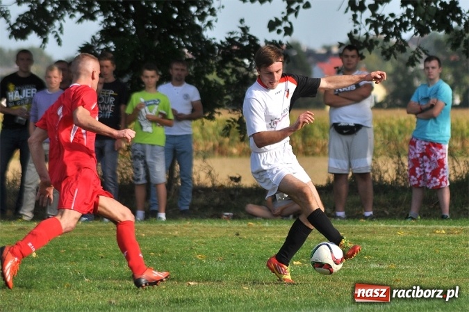Zdjęcie w galerii na portalu naszraciborz.pl: Kobyla gromi Bieńkowice w meczu o fotel lidera wiadomości z regionu
