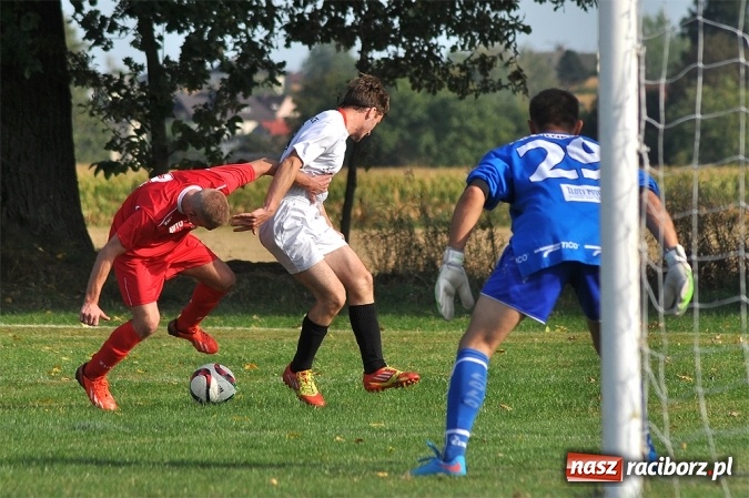 Zdjęcie w galerii na portalu naszraciborz.pl: Kobyla gromi Bieńkowice w meczu o fotel lidera wiadomości z regionu