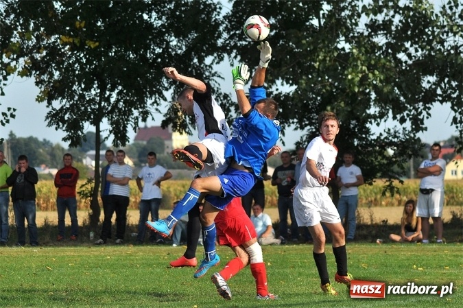 Zdjęcie w galerii na portalu naszraciborz.pl: Kobyla gromi Bieńkowice w meczu o fotel lidera wiadomości z regionu