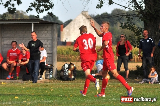 Zdjęcie w galerii na portalu naszraciborz.pl: Kobyla gromi Bieńkowice w meczu o fotel lidera wiadomości z regionu
