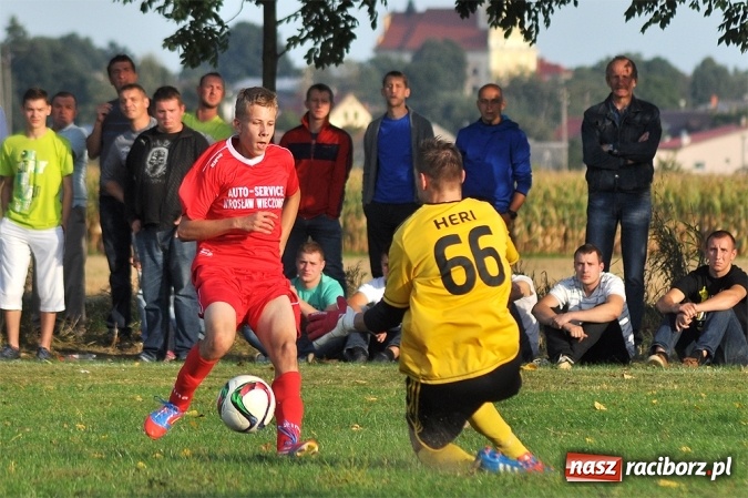 Zdjęcie w galerii na portalu naszraciborz.pl: Kobyla gromi Bieńkowice w meczu o fotel lidera wiadomości z regionu