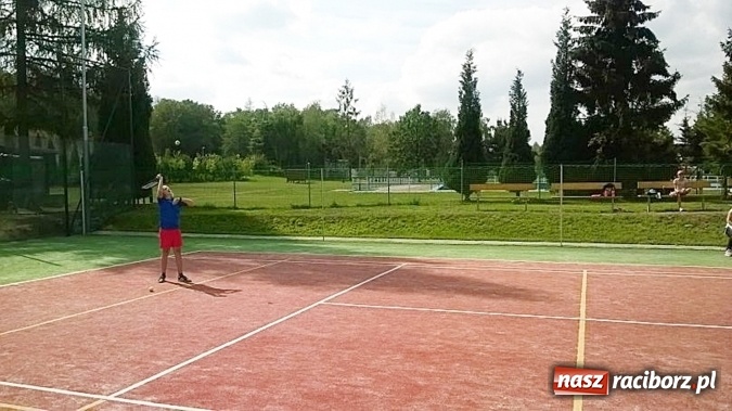 Zdjęcie w galerii na portalu naszraciborz.pl: Tenisiści TKKF Rafako w Czechach  wiadomości z regionu