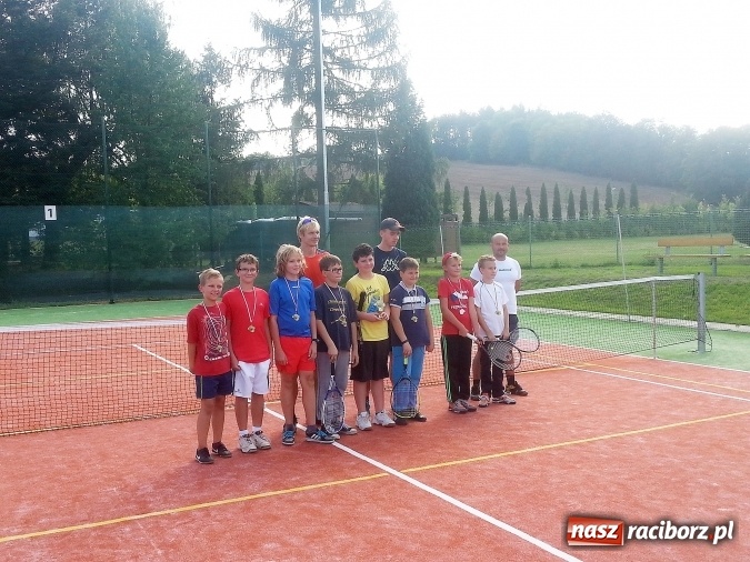 Zdjęcie w galerii na portalu naszraciborz.pl: Tenisiści TKKF Rafako w Czechach  wiadomości z regionu