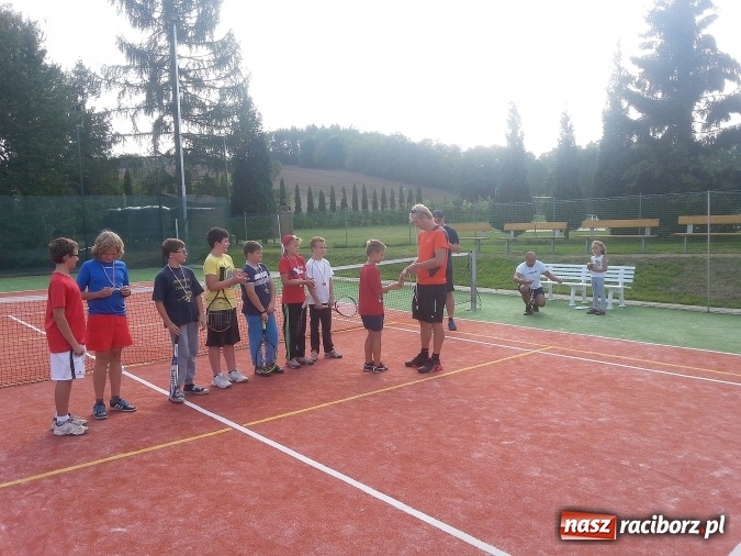 Zdjęcie w galerii na portalu naszraciborz.pl: Tenisiści TKKF Rafako w Czechach  wiadomości z regionu