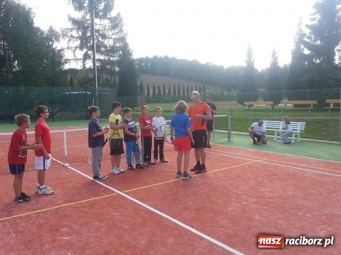 Zdjęcie w galerii na portalu naszraciborz.pl: Tenisiści TKKF Rafako w Czechach  wiadomości z regionu
