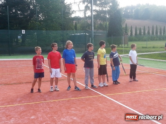 Zdjęcie w galerii na portalu naszraciborz.pl: Tenisiści TKKF Rafako w Czechach  wiadomości z regionu