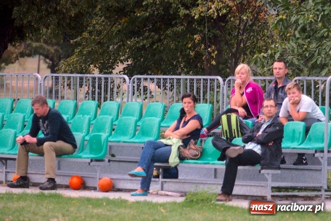 Zdjęcie w galerii na portalu naszraciborz.pl: Orliki: Derby Płoni dla Unii wiadomości z regionu