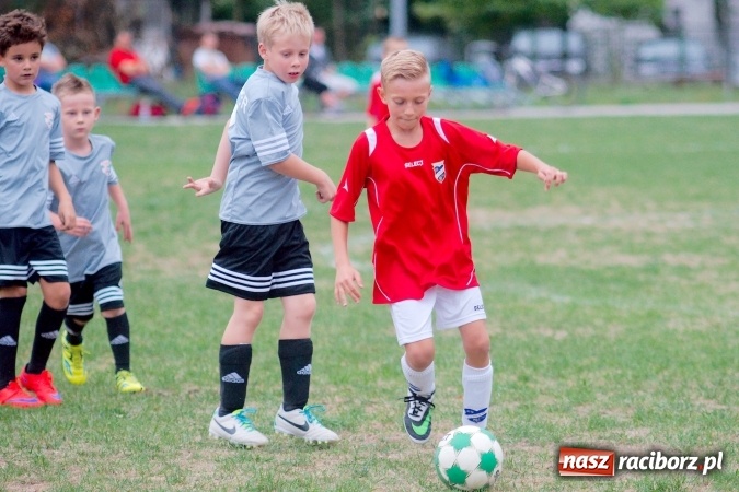 Zdjęcie w galerii na portalu naszraciborz.pl: Orliki: Derby Płoni dla Unii wiadomości z regionu