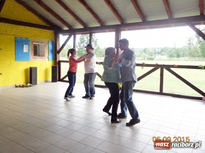 Zdjęcie w galerii na portalu naszraciborz.pl: Jesienny wieczór z piosenką w Rudzie Kozielskiej wiadomości z regionu