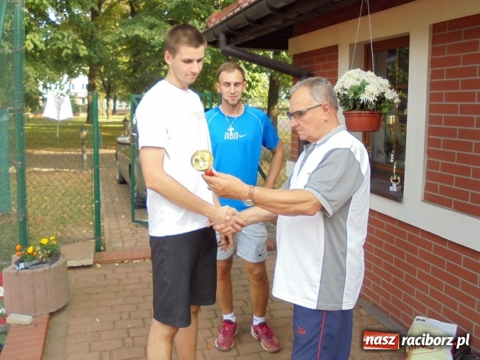 Zdjęcie w galerii na portalu naszraciborz.pl: Młodzieżowe mistrzostwa TKKF RAFAKO w tenisie wiadomości z regionu