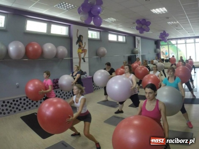 Zdjęcie w galerii na portalu naszraciborz.pl: Fitness dla każdego - od niemowlaka po seniora, czyli Drzwi Otwarte Akademii Fitness wiadomości z regionu