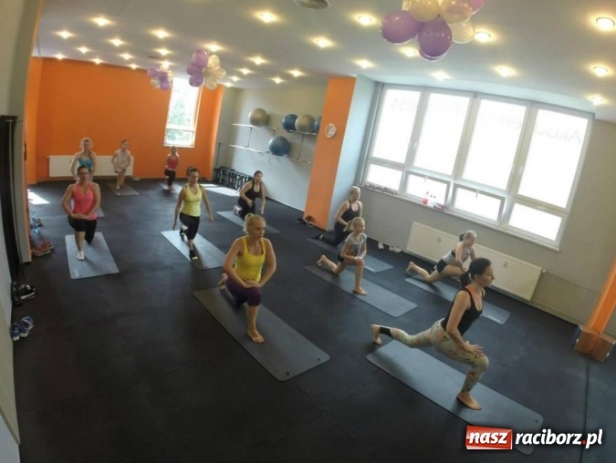 Zdjęcie w galerii na portalu naszraciborz.pl: Fitness dla każdego - od niemowlaka po seniora, czyli Drzwi Otwarte Akademii Fitness wiadomości z regionu