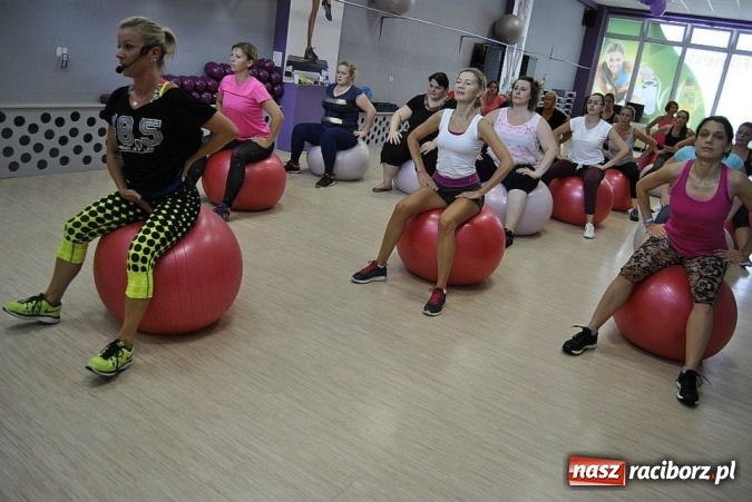 Zdjęcie w galerii na portalu naszraciborz.pl: Fitness dla każdego - od niemowlaka po seniora, czyli Drzwi Otwarte Akademii Fitness wiadomości z regionu