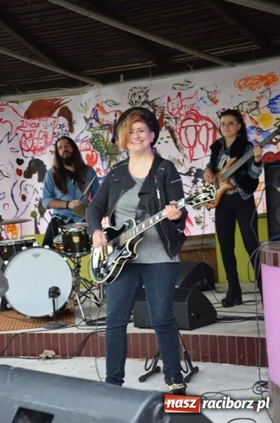 Zdjęcie w galerii na portalu naszraciborz.pl: Blues dla Niepełnosprawnych z udziałem uczestników raciborskiego Warsztatu Terapii Zajęciowej wiadomości z regionu