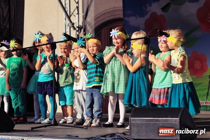 Zdjęcie w galerii na portalu naszraciborz.pl: Ekologicznie na raciborskim rynku już po raz piętnasty wiadomości z regionu