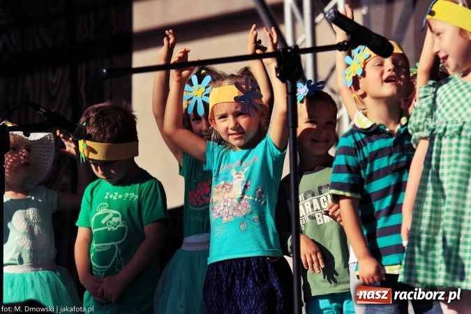 Zdjęcie w galerii na portalu naszraciborz.pl: Ekologicznie na raciborskim rynku już po raz piętnasty wiadomości z regionu
