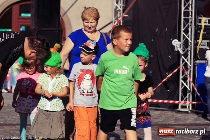 Zdjęcie w galerii na portalu naszraciborz.pl: Ekologicznie na raciborskim rynku już po raz piętnasty wiadomości z regionu