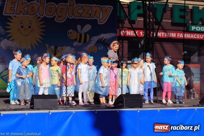 Zdjęcie w galerii na portalu naszraciborz.pl: Ekologicznie na raciborskim rynku już po raz piętnasty wiadomości z regionu