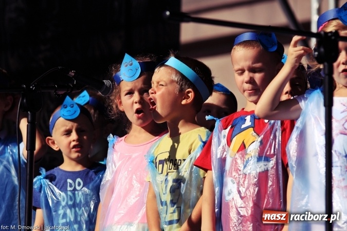 Zdjęcie w galerii na portalu naszraciborz.pl: Ekologicznie na raciborskim rynku już po raz piętnasty wiadomości z regionu