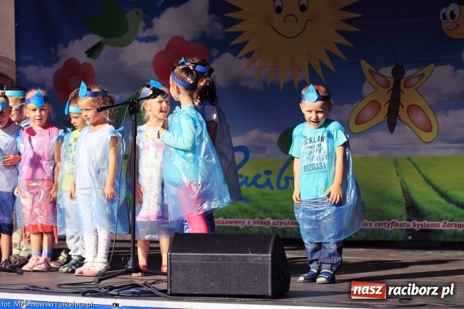 Zdjęcie w galerii na portalu naszraciborz.pl: Ekologicznie na raciborskim rynku już po raz piętnasty wiadomości z regionu