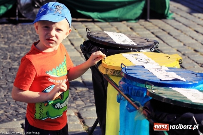 Zdjęcie w galerii na portalu naszraciborz.pl: Ekologicznie na raciborskim rynku już po raz piętnasty wiadomości z regionu