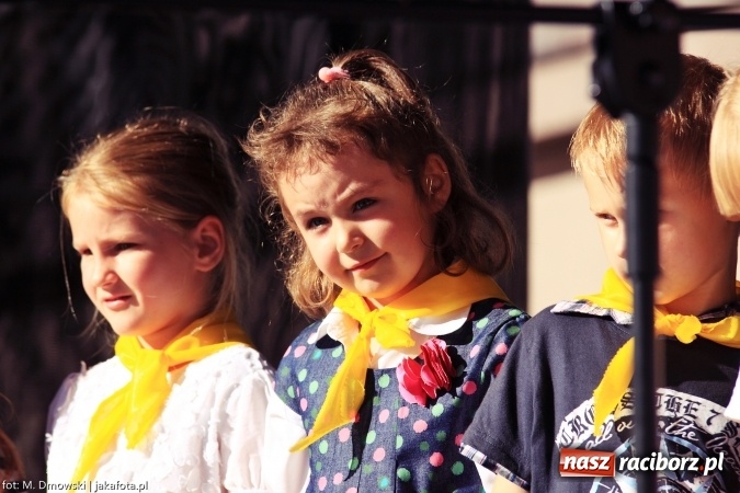 Zdjęcie w galerii na portalu naszraciborz.pl: Ekologicznie na raciborskim rynku już po raz piętnasty wiadomości z regionu
