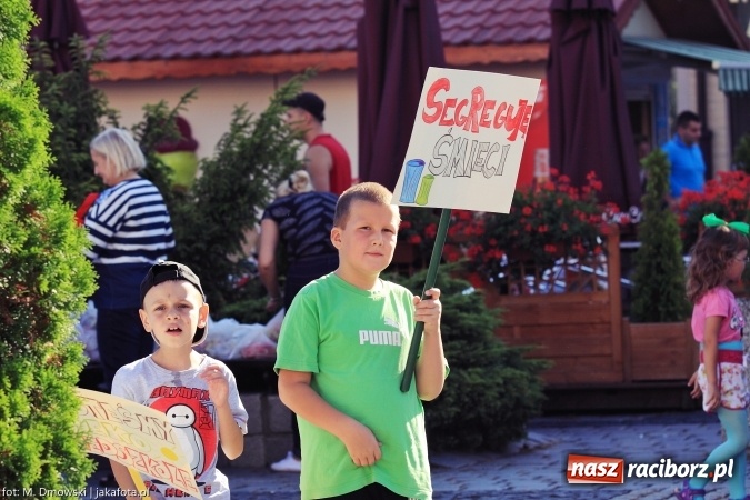 Zdjęcie w galerii na portalu naszraciborz.pl: Ekologicznie na raciborskim rynku już po raz piętnasty wiadomości z regionu