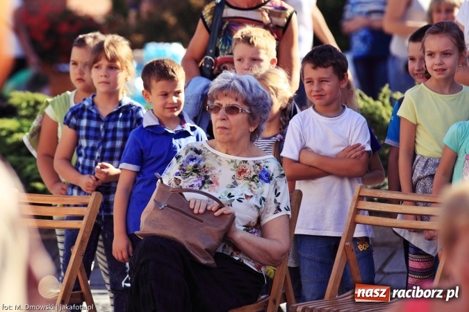 Zdjęcie w galerii na portalu naszraciborz.pl: Ekologicznie na raciborskim rynku już po raz piętnasty wiadomości z regionu